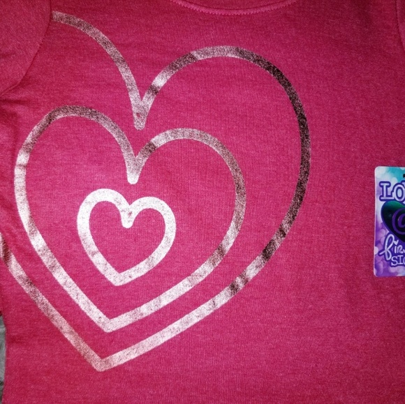 Cute long sleeved top with heart - Picture 2 of 3